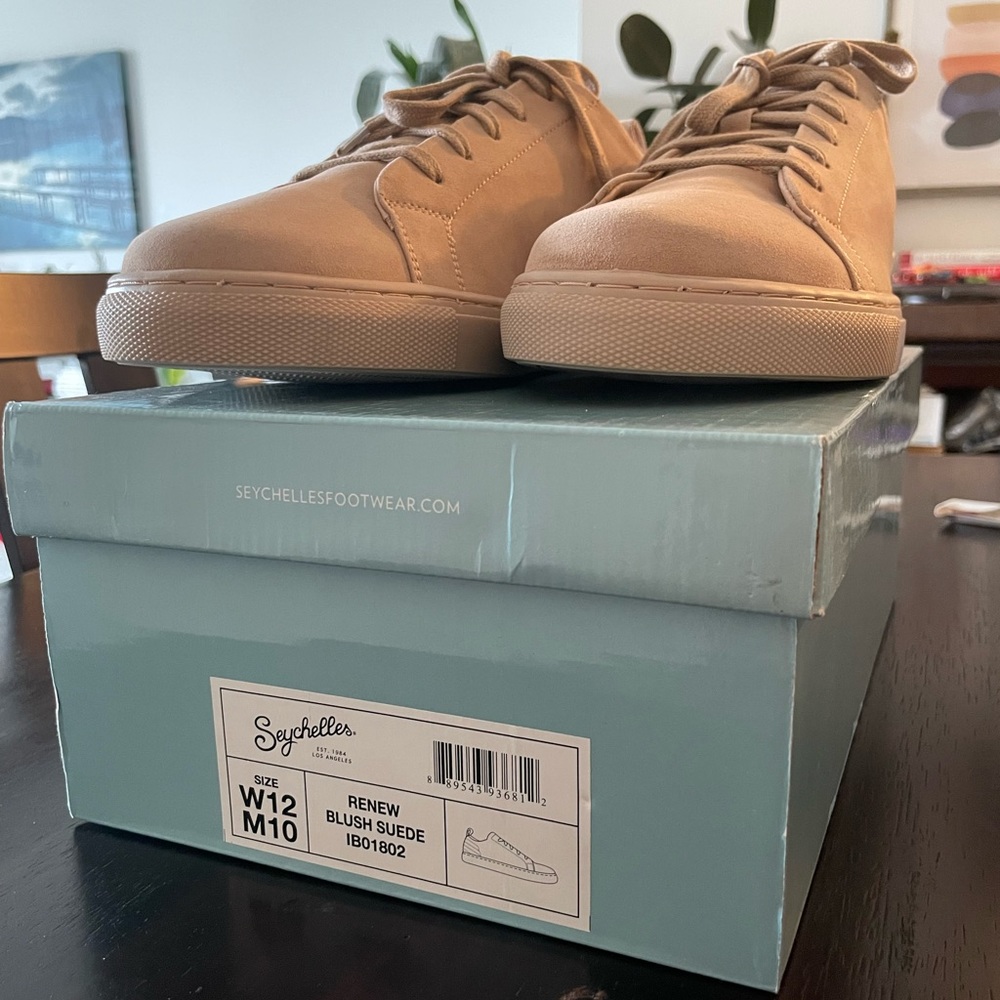 Renew Sneaker - Picture 2 of 5